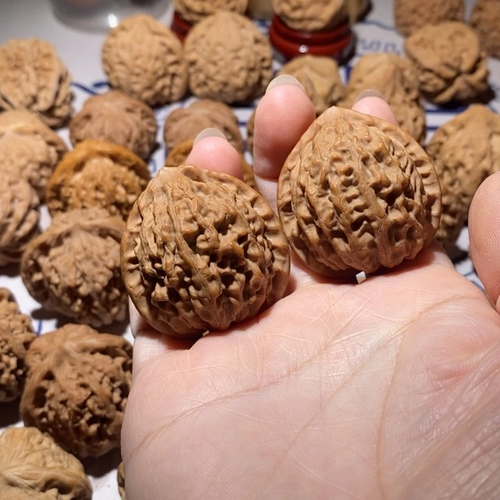 把件文玩核桃金牛