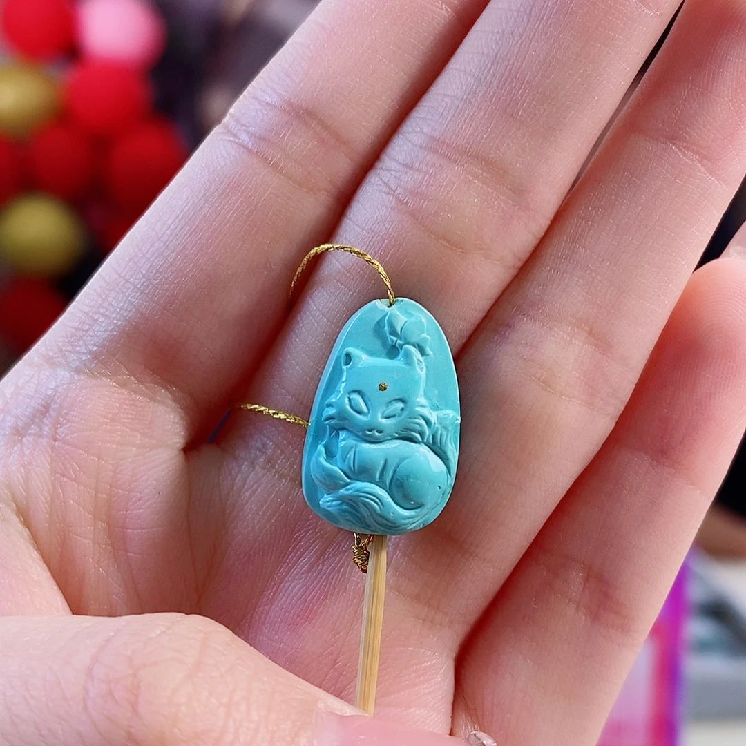 绿松石未镶嵌珠宝奇石