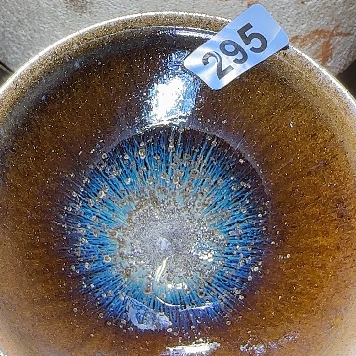 茶盏一直想买新裙子来着