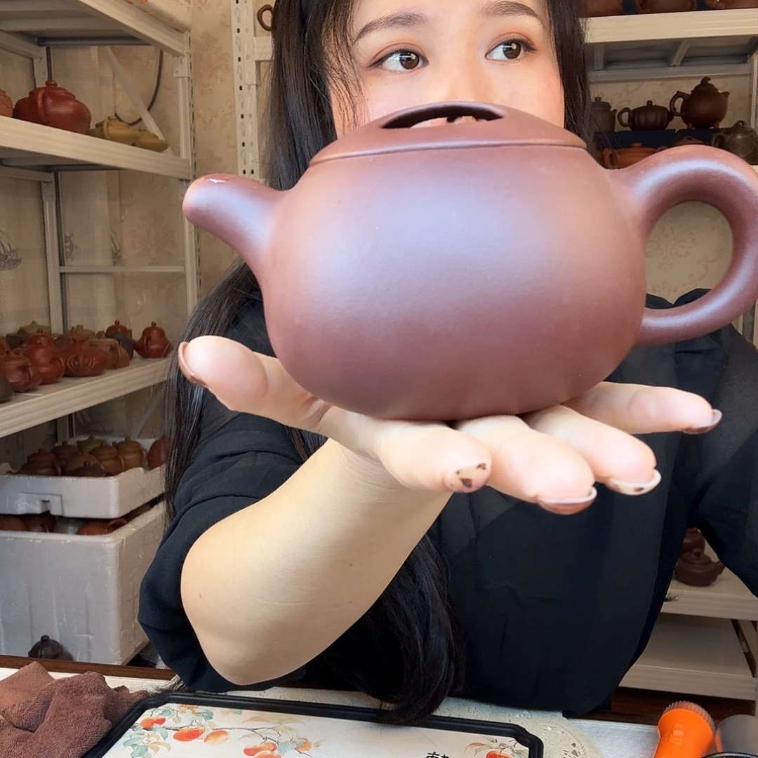 紫砂茶壶精工制作微暇