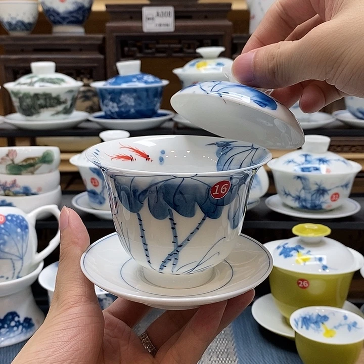 手绘内外绘荷花160cc盖碗釉下彩微瑕福利款