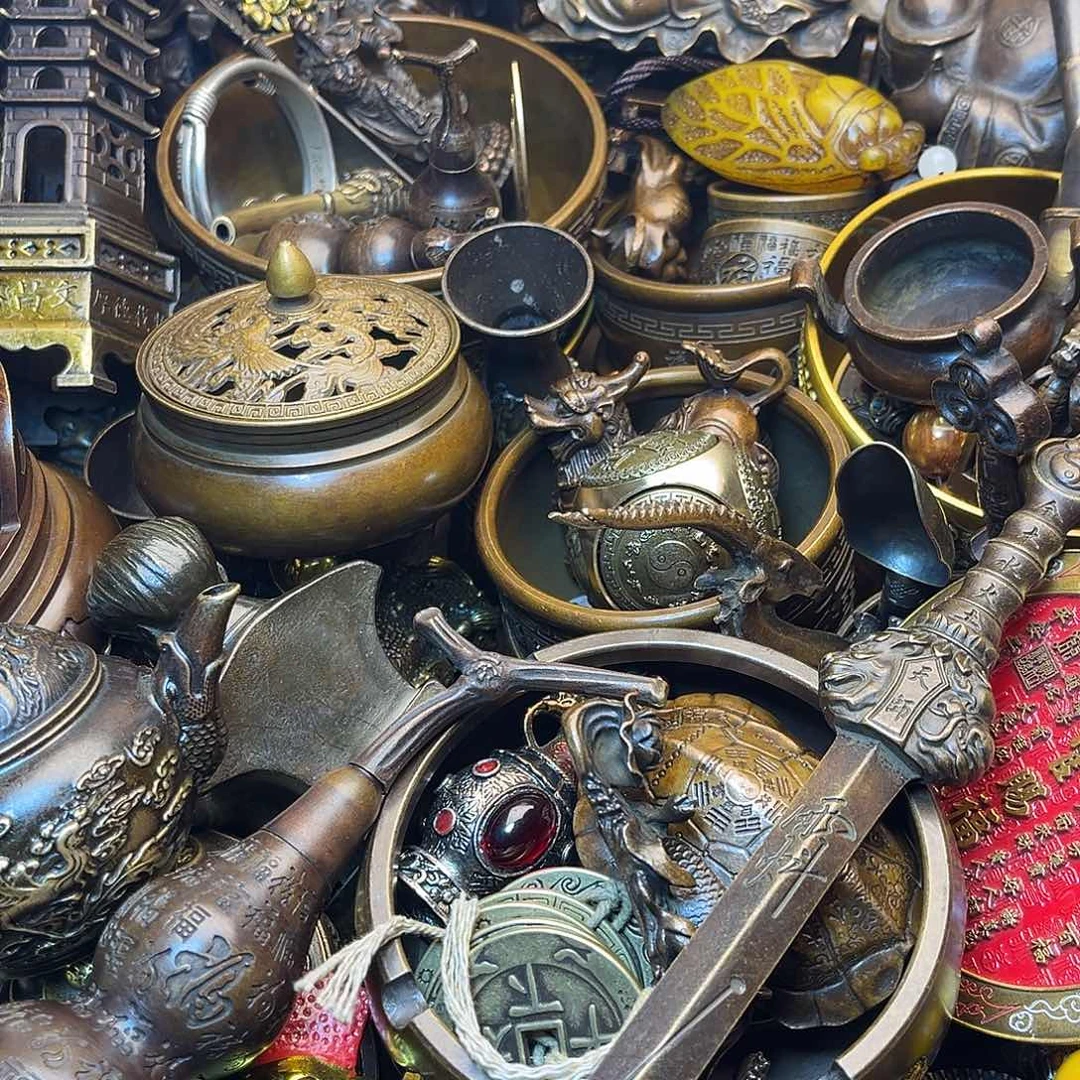 精美铜器工艺品等