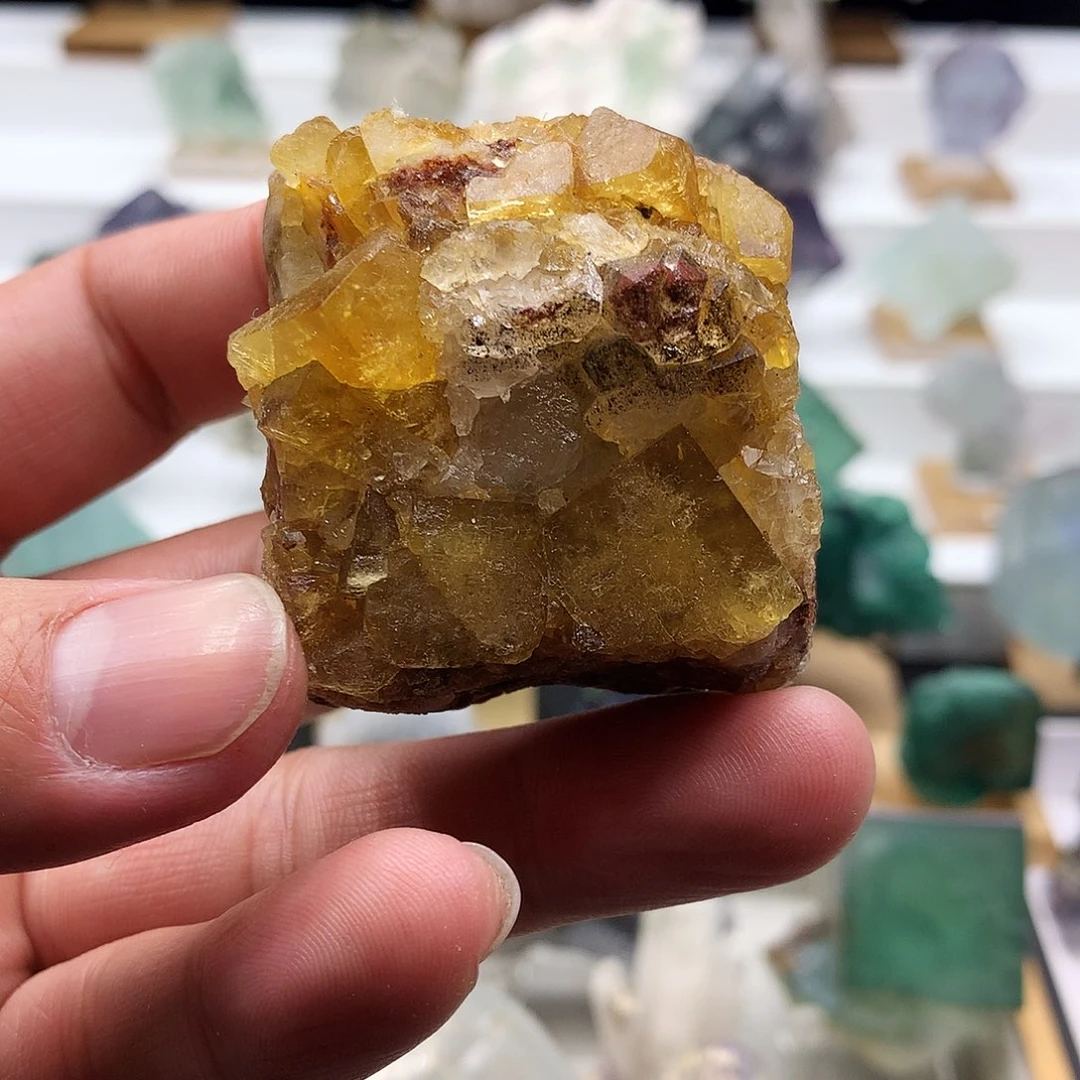 石材摩洛哥黄萤石水晶共生