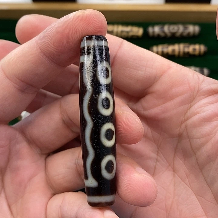大***罗玛瑙/玉髓颈饰未镶嵌