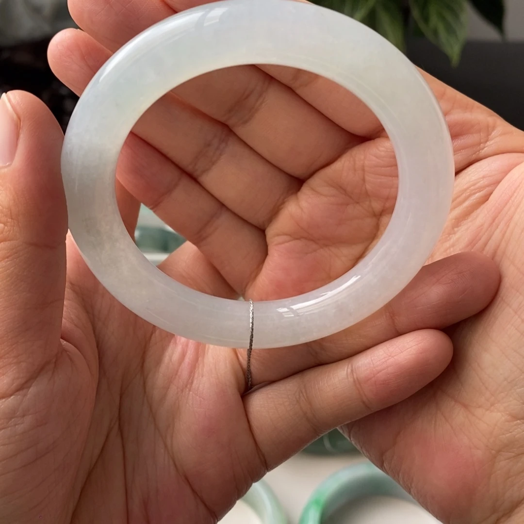 翡翠未镶嵌手镯天然