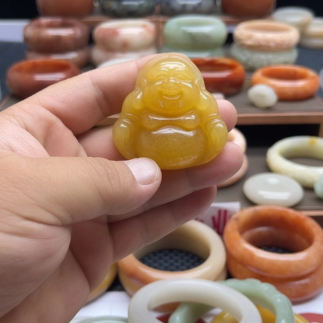 石英质玉（佘太翠）手镯未镶嵌