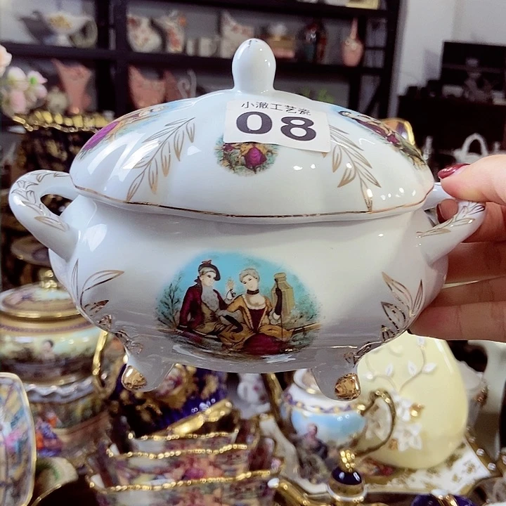 碗微瑕…………………………………………