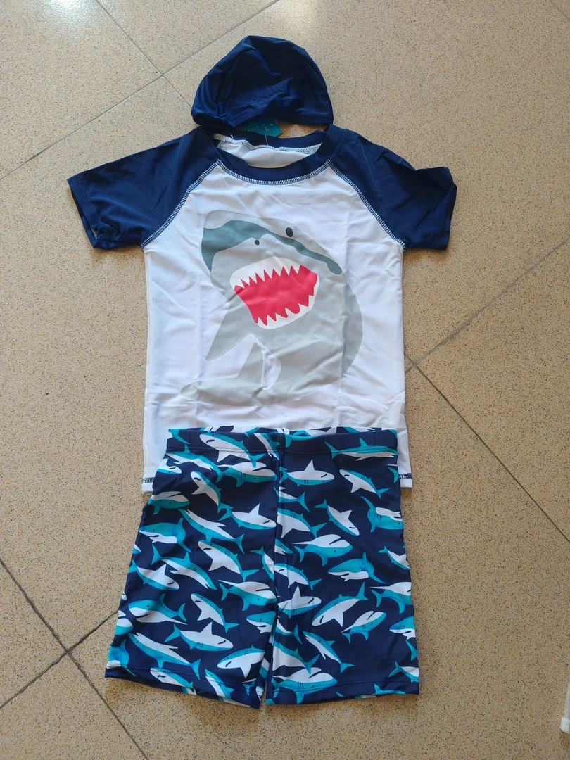 白色鲨鱼男童分体连体泳装