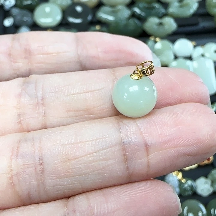 和田玉18K金镶嵌吊坠(不含链)
