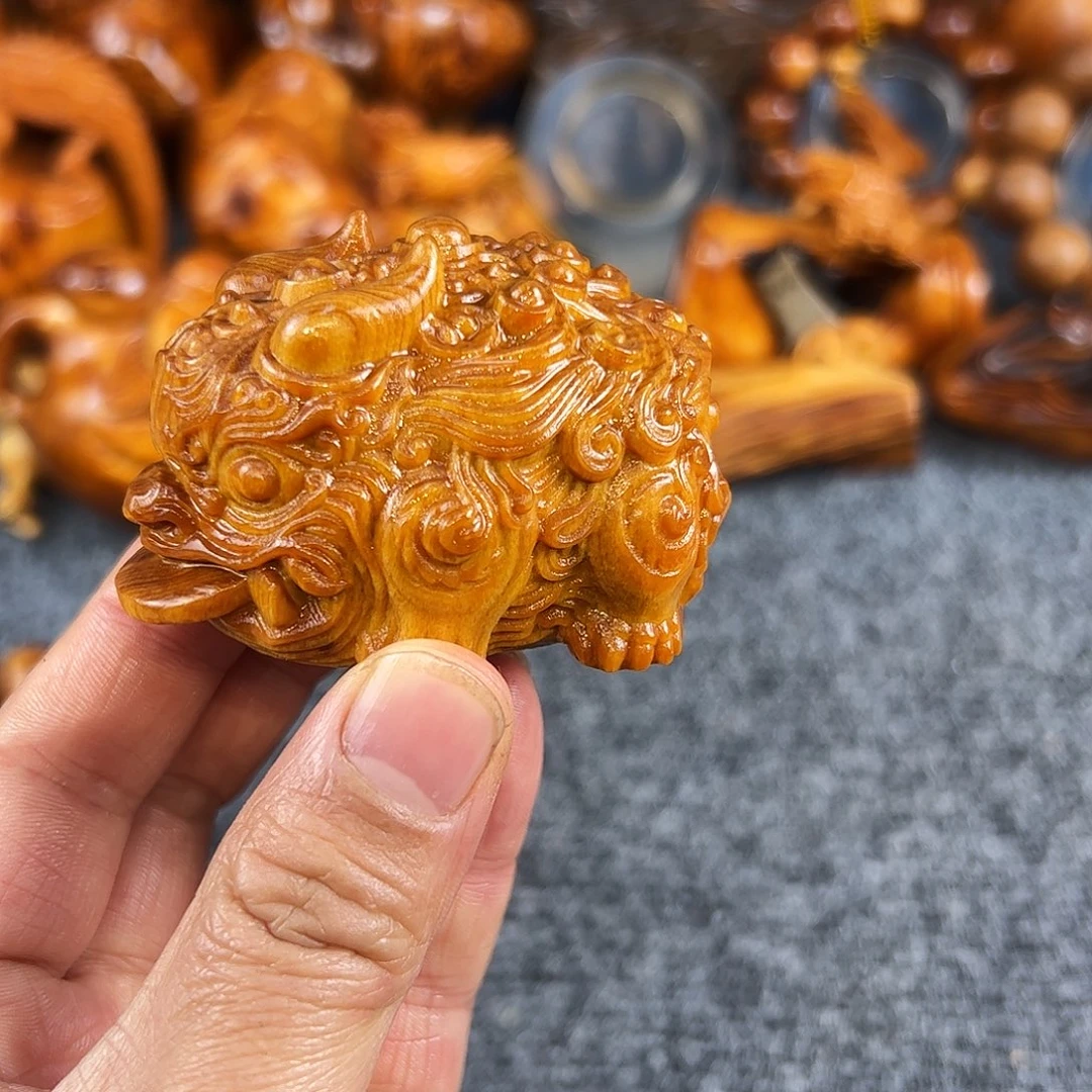 柏木太行崖柏溏心手把件