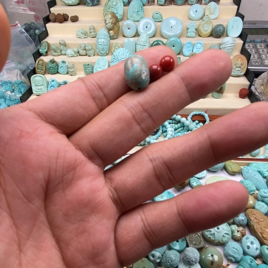 玖***玥南红玛瑙未镶嵌珠宝半成品