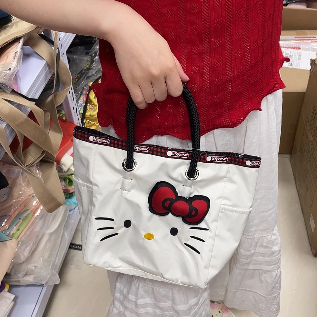 PU化妆包等各种产品的