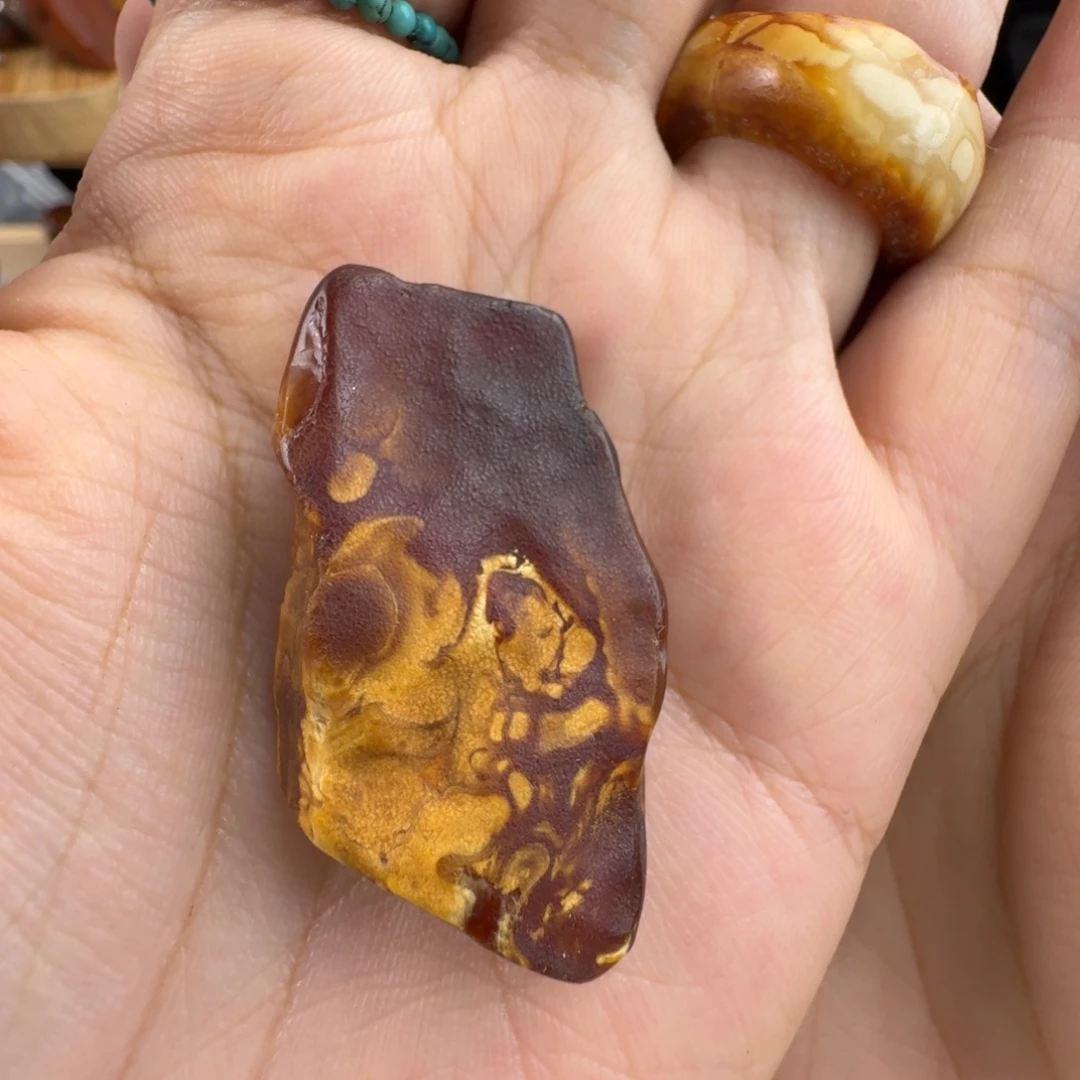 琥珀未镶嵌裸石6.5克