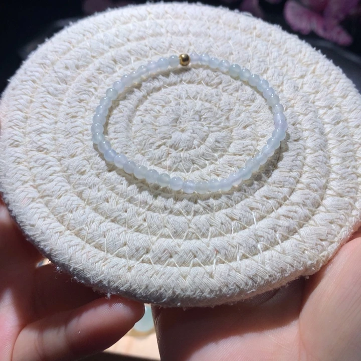 翡翠散珠天然缅甸A货翡翠卡3.9这左右小米珠
