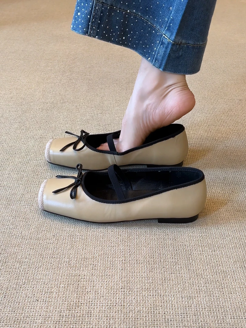 Elingjk/1cm法式方头猪鼻子撞色蝴蝶结浅口一字带平底单鞋女