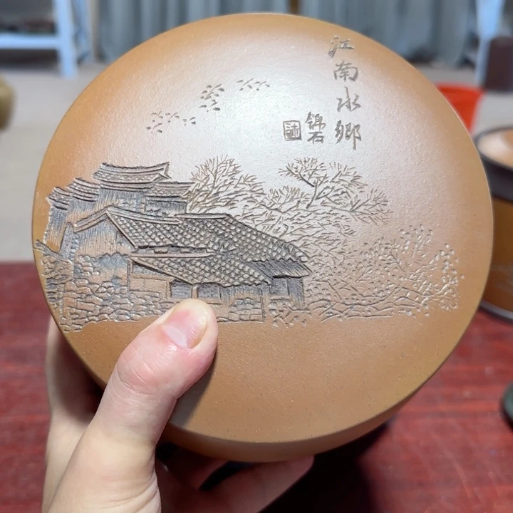 齐***赵紫砂茶叶罐。。。。。。。。。。。。