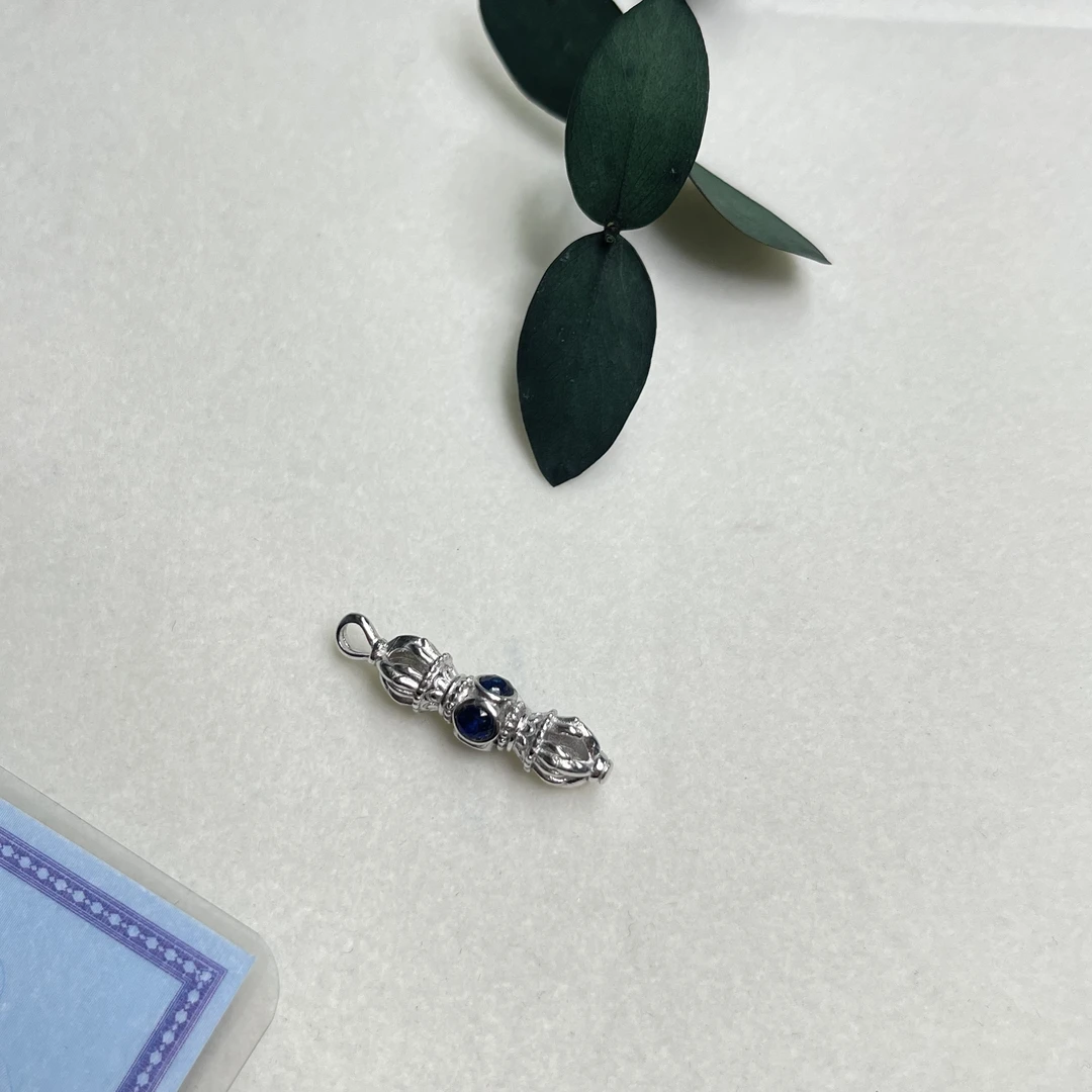 全新未使用  【六六中古】孤品s925蓝宝石吊坠aw9478