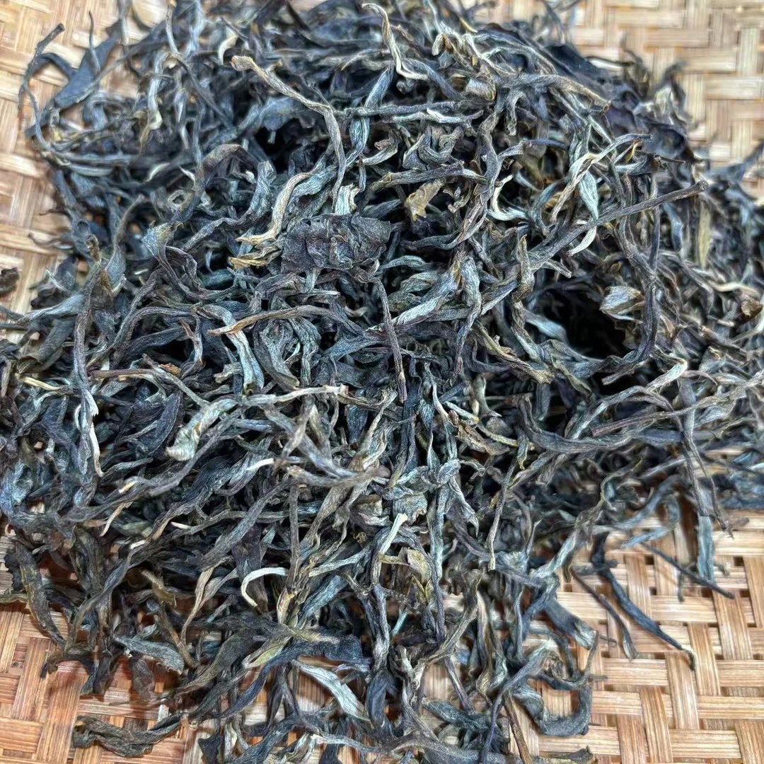 828号2025年细叶香妃临翔区平村乡春老树混采生茶散茶200克12-10
