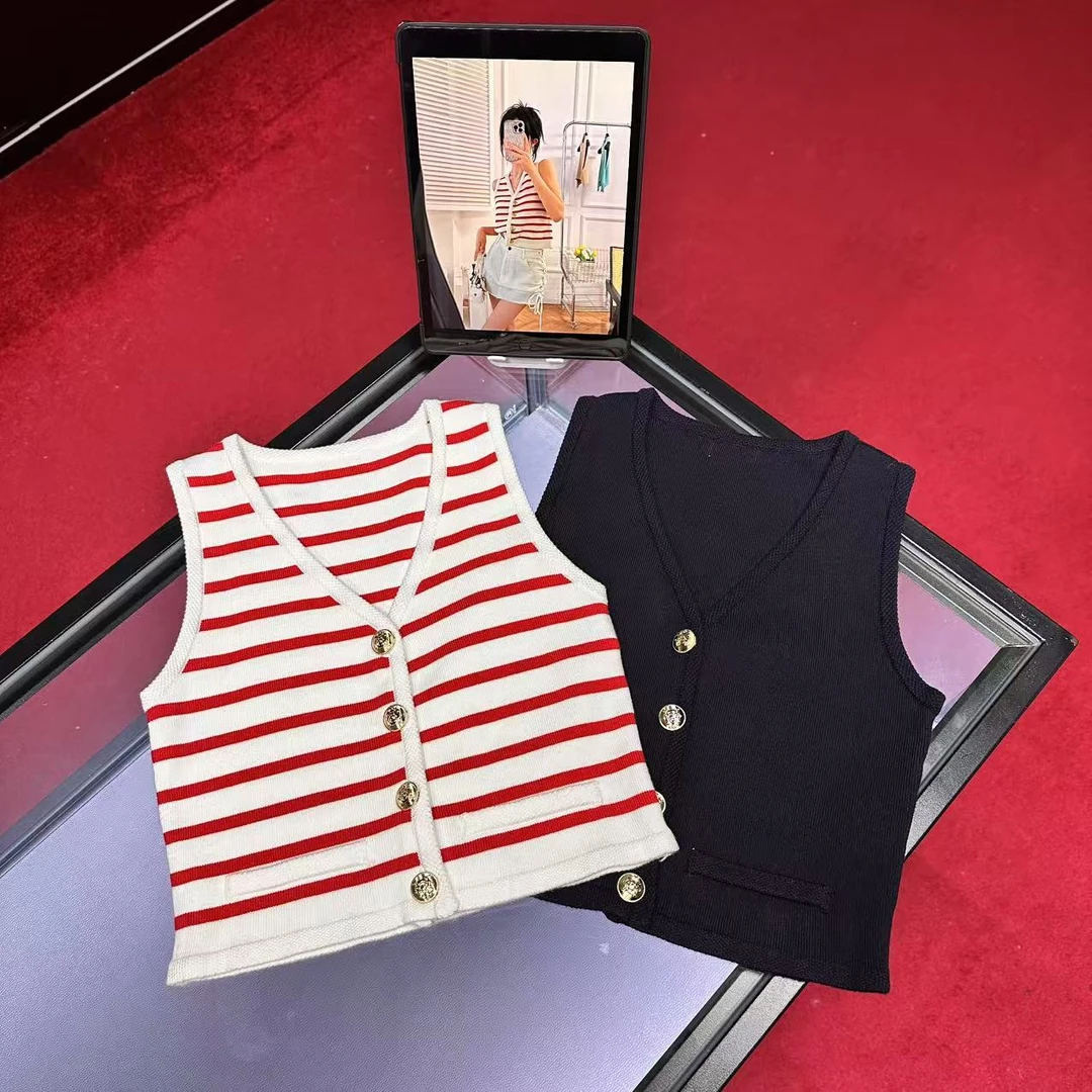 E604撞色无袖韩版条纹洋气小香风背带V领马夹常规款时尚休闲