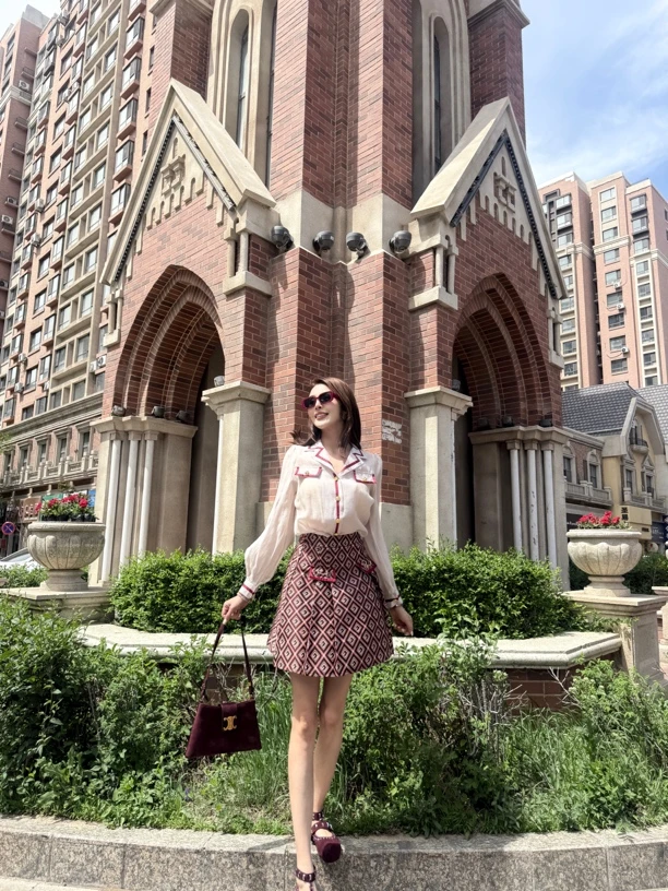 GIFLONA小香风高端两件套