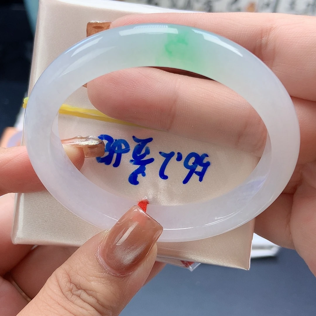 翡翠未镶嵌手镯51号贵妃