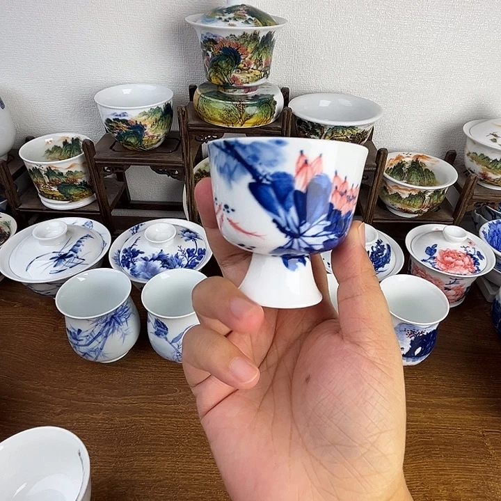 忠意堂釉下彩荷花鱼