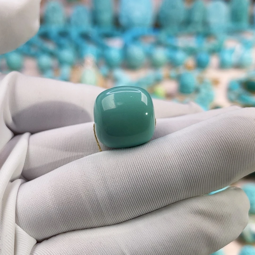 绿松石珠宝奇石18K金镶嵌