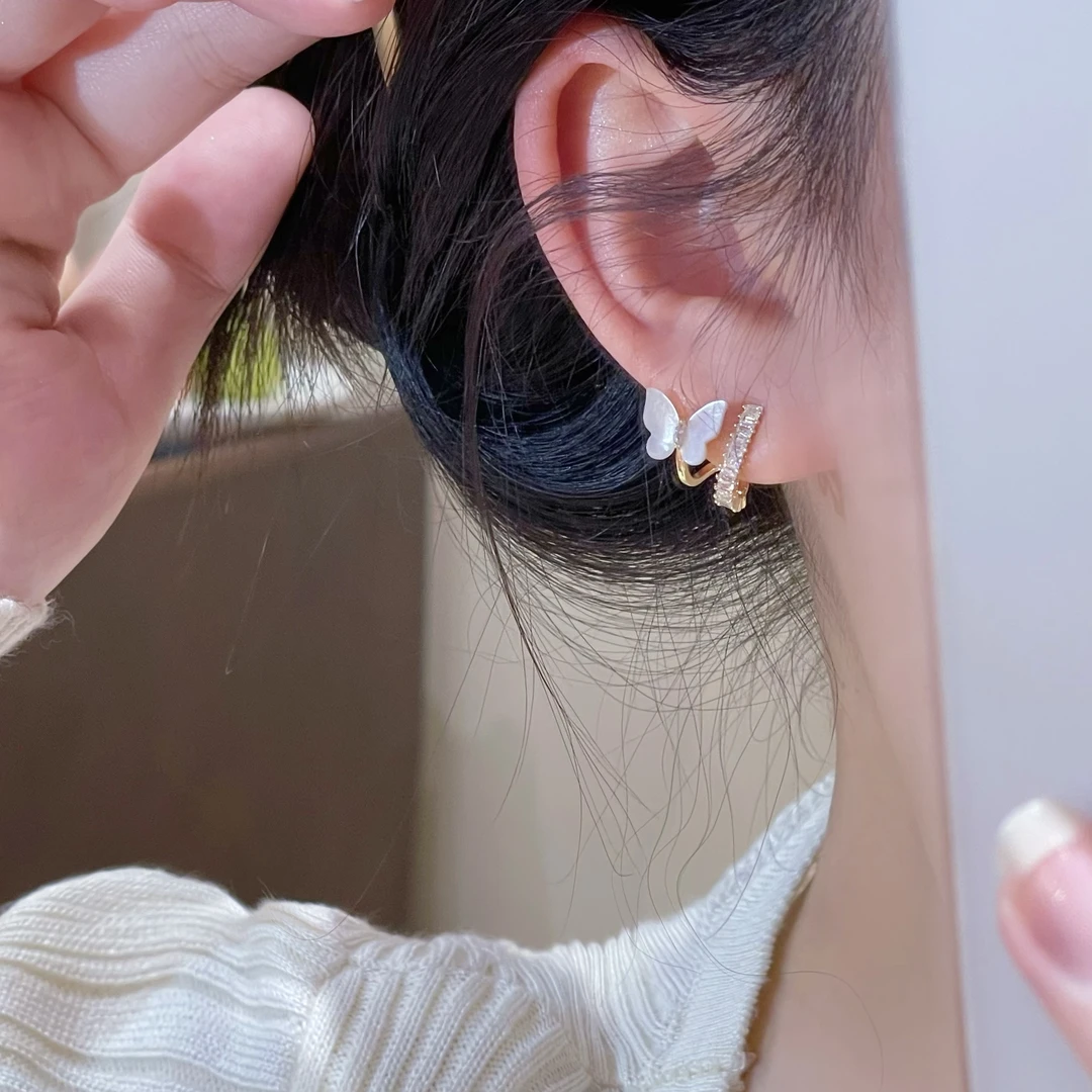 F313金色蝴蝶耳钉小众百搭时尚轻奢气质小巧个性精致