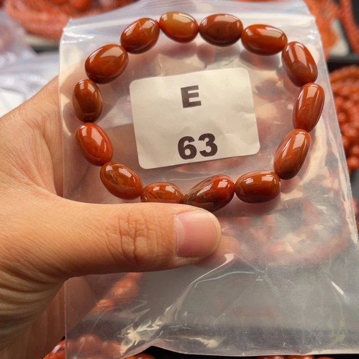 南红玛瑙未镶嵌多样性发货默认微瑕称重10mm