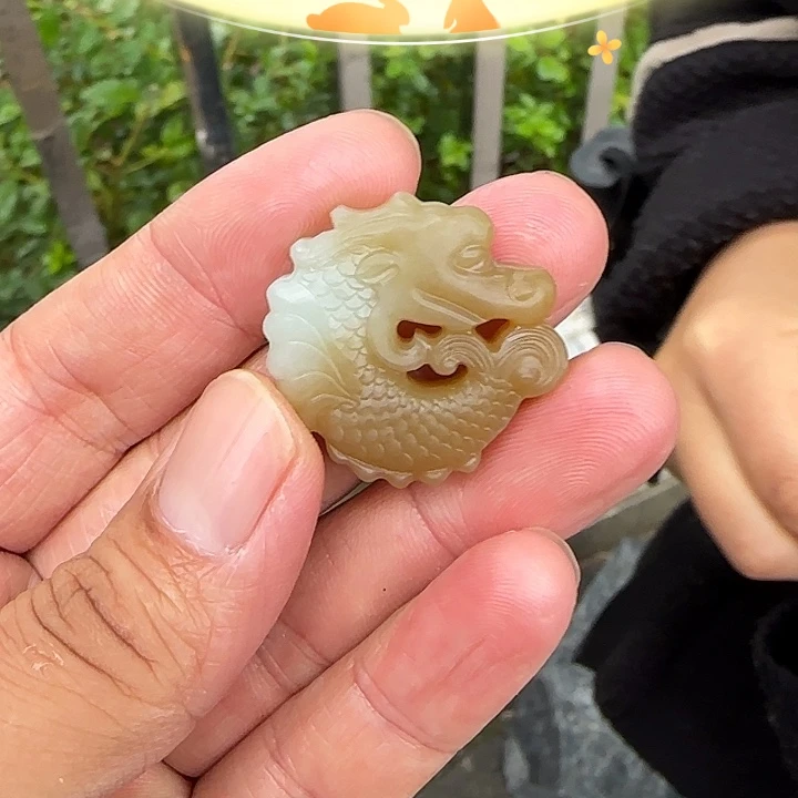 和田玉未镶嵌颈饰新疆且末蓝