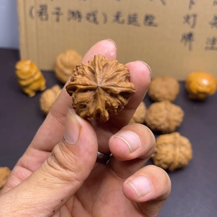 ****菩提籽类四棱小众瑕疵