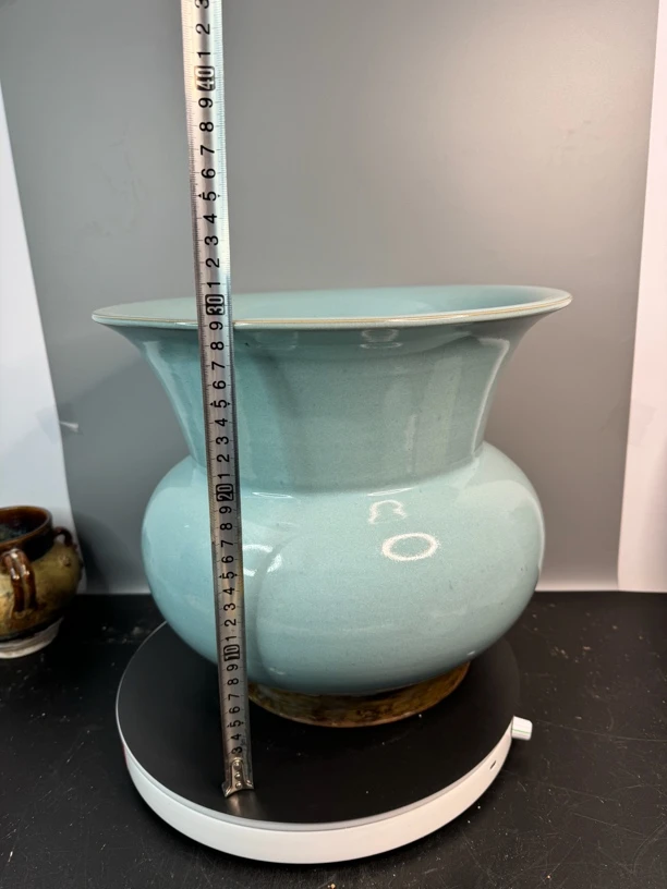 钧窑月白釉大渣斗