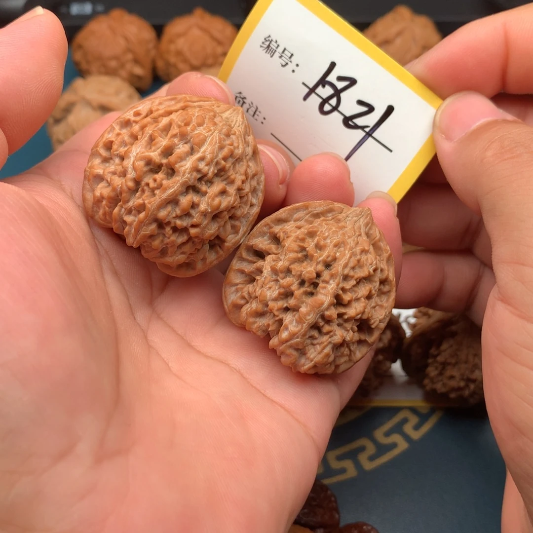 情***绪把件文玩核桃37百花山1821