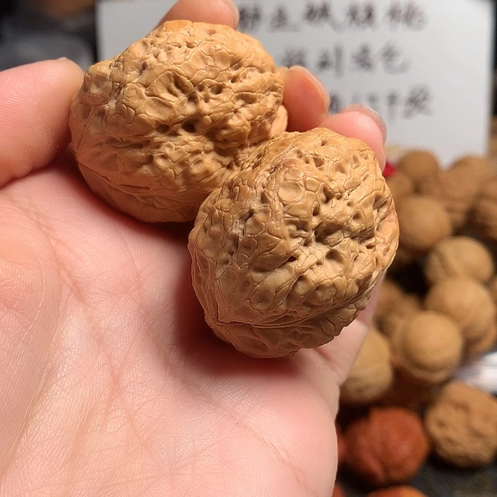 文玩核桃吊坠卧龙蟾41尺寸