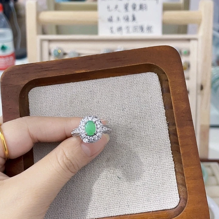 翡翠未镶嵌颈饰天然翡翠Ａ货