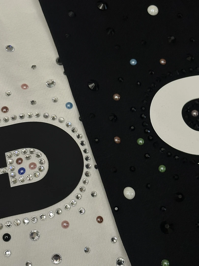 G缤纷糖果短袖两个色