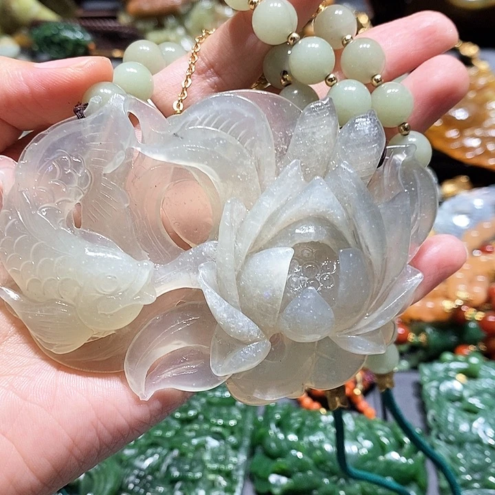 岫玉未镶嵌毛衣链