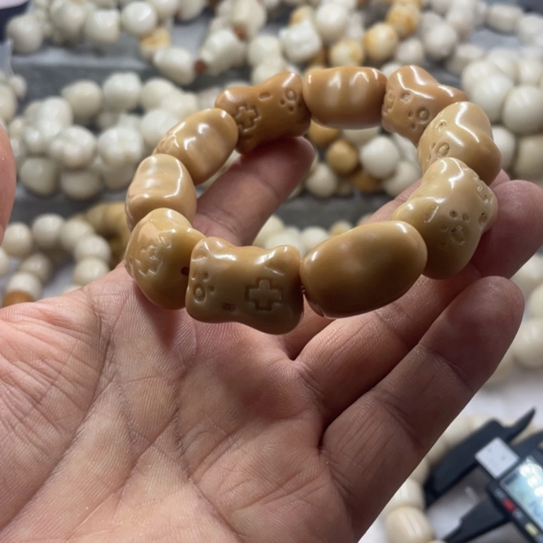 吊坠菩提根/象牙果全品象牙果游戏机手串卡24
