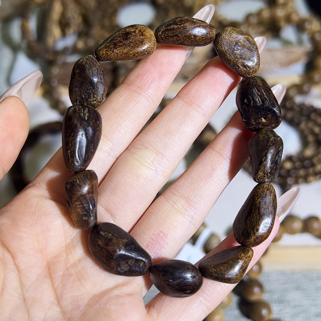 沉香手串天然达拉干老料随形 沉水级 13.4g 甘甜凉奶香