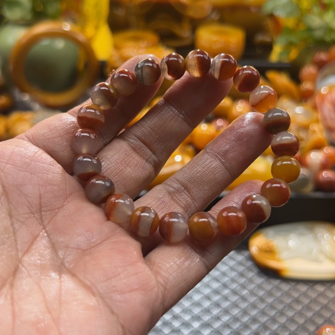 石英质玉未镶嵌颈饰