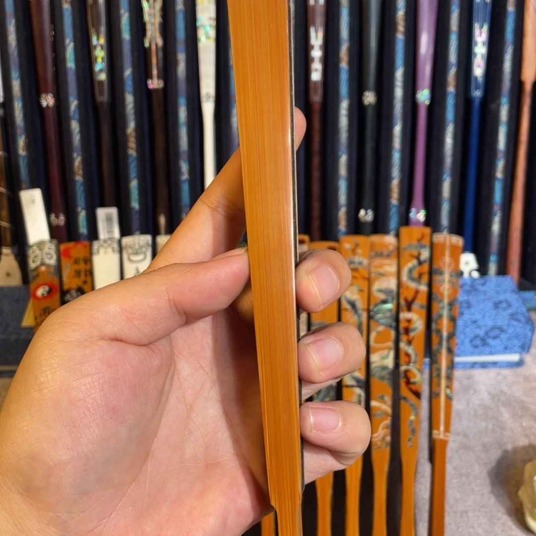 扇子手工制作工艺精湛