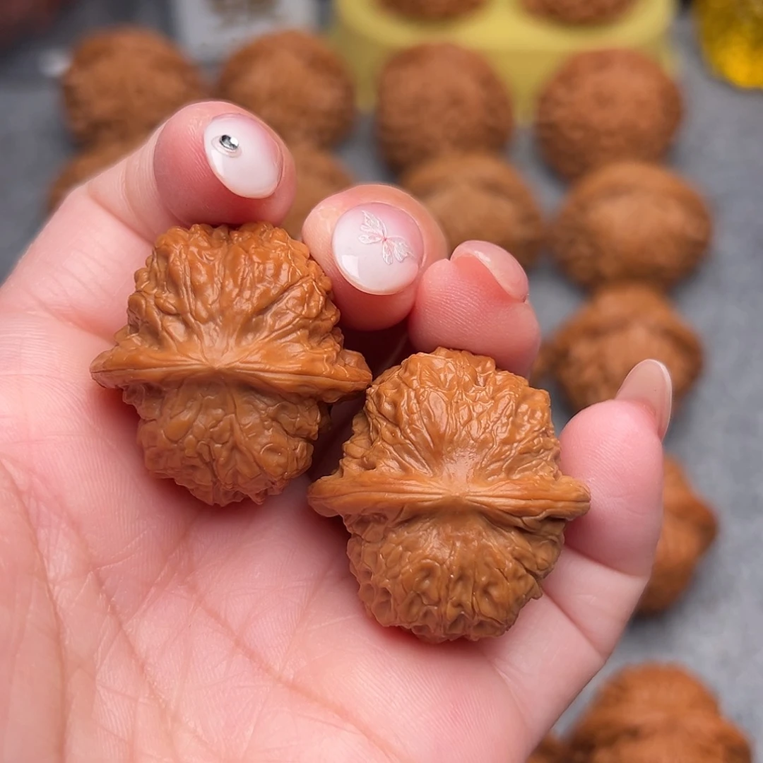 把件文玩核桃精品特价血麒麟31