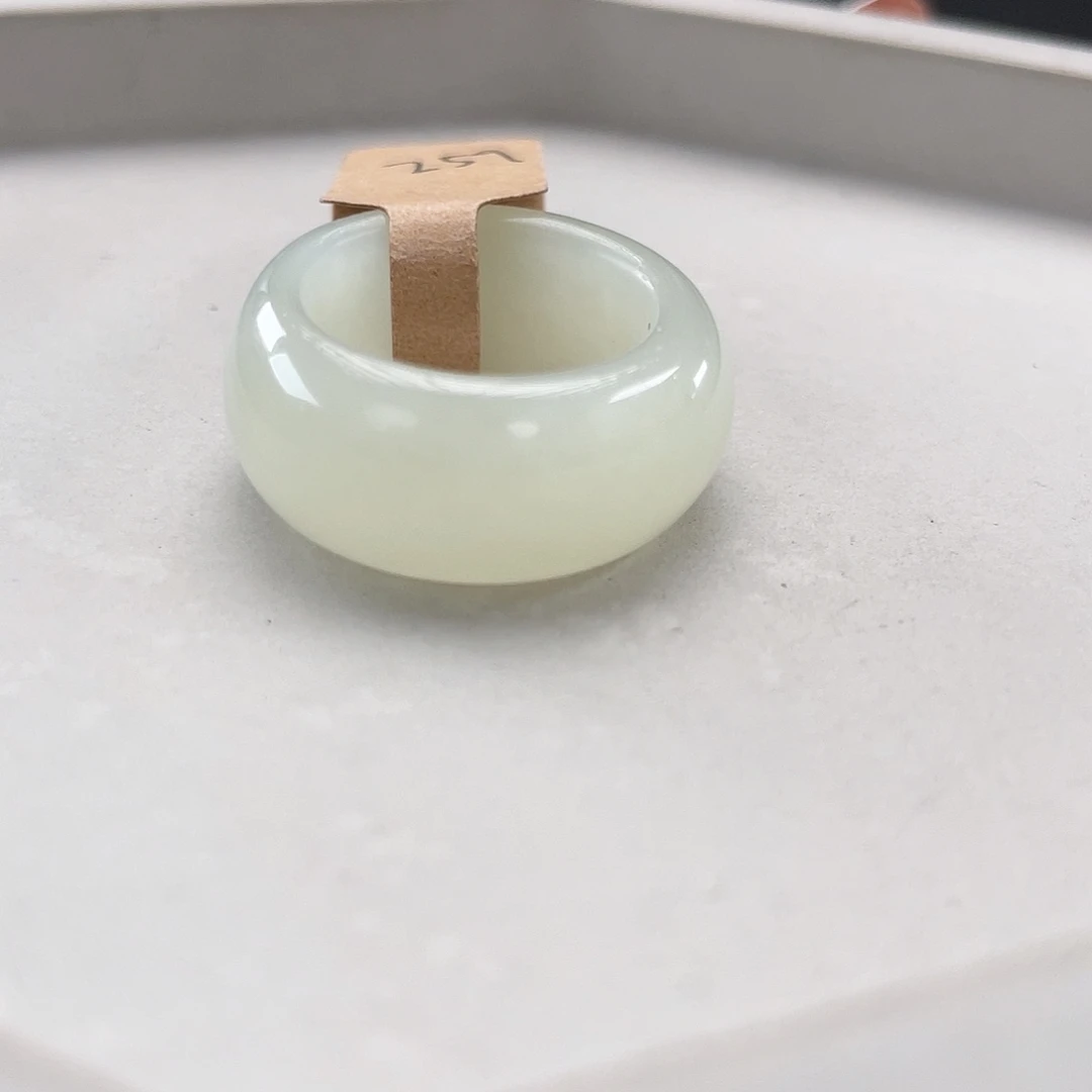 和田玉（碧玉）戒指足金镶嵌14 冰白轮胎16.0