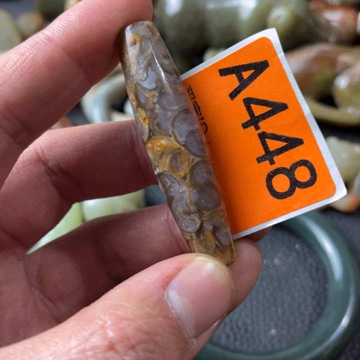 玛瑙/玉髓颈饰合金求**登