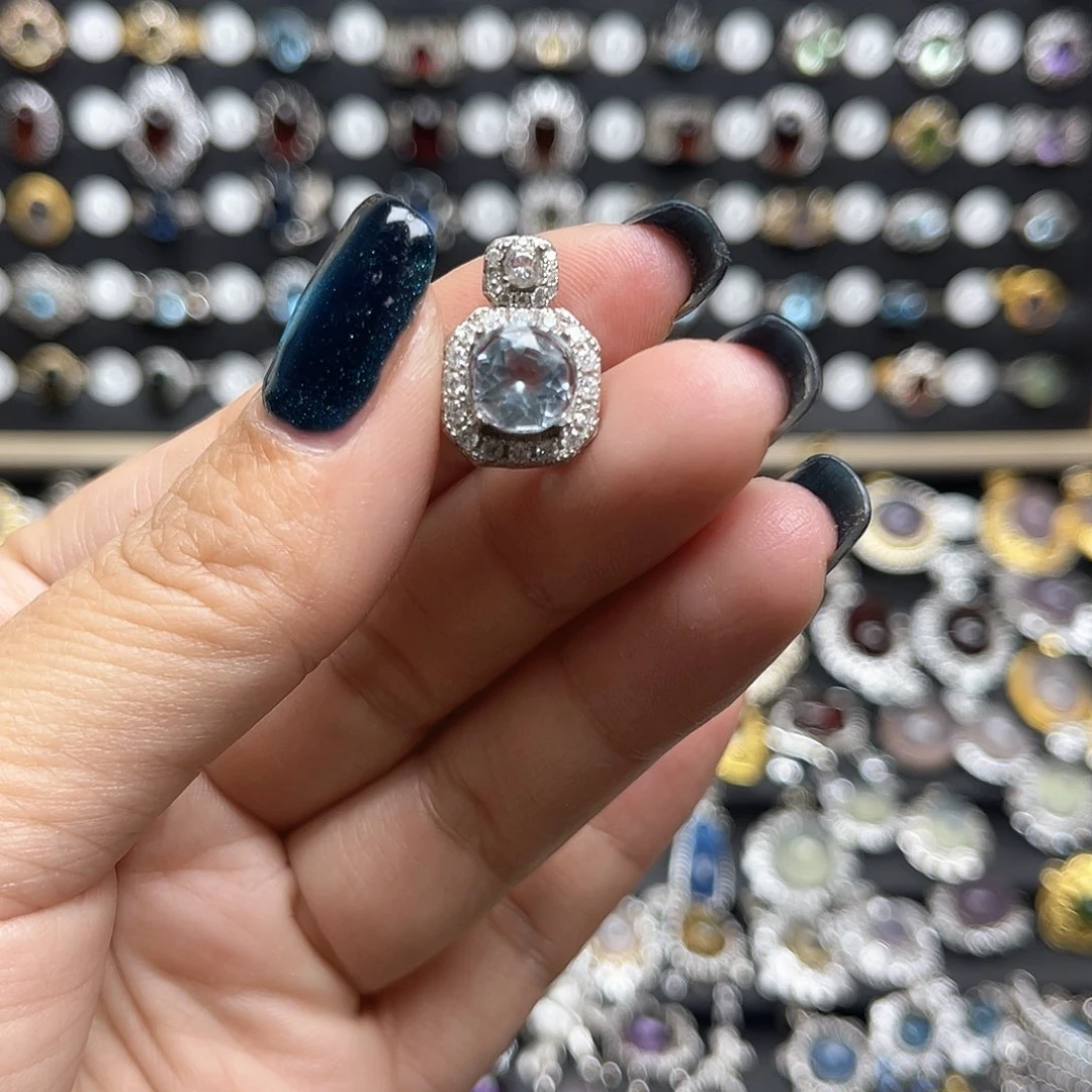 颈饰银S925镶嵌托帕石