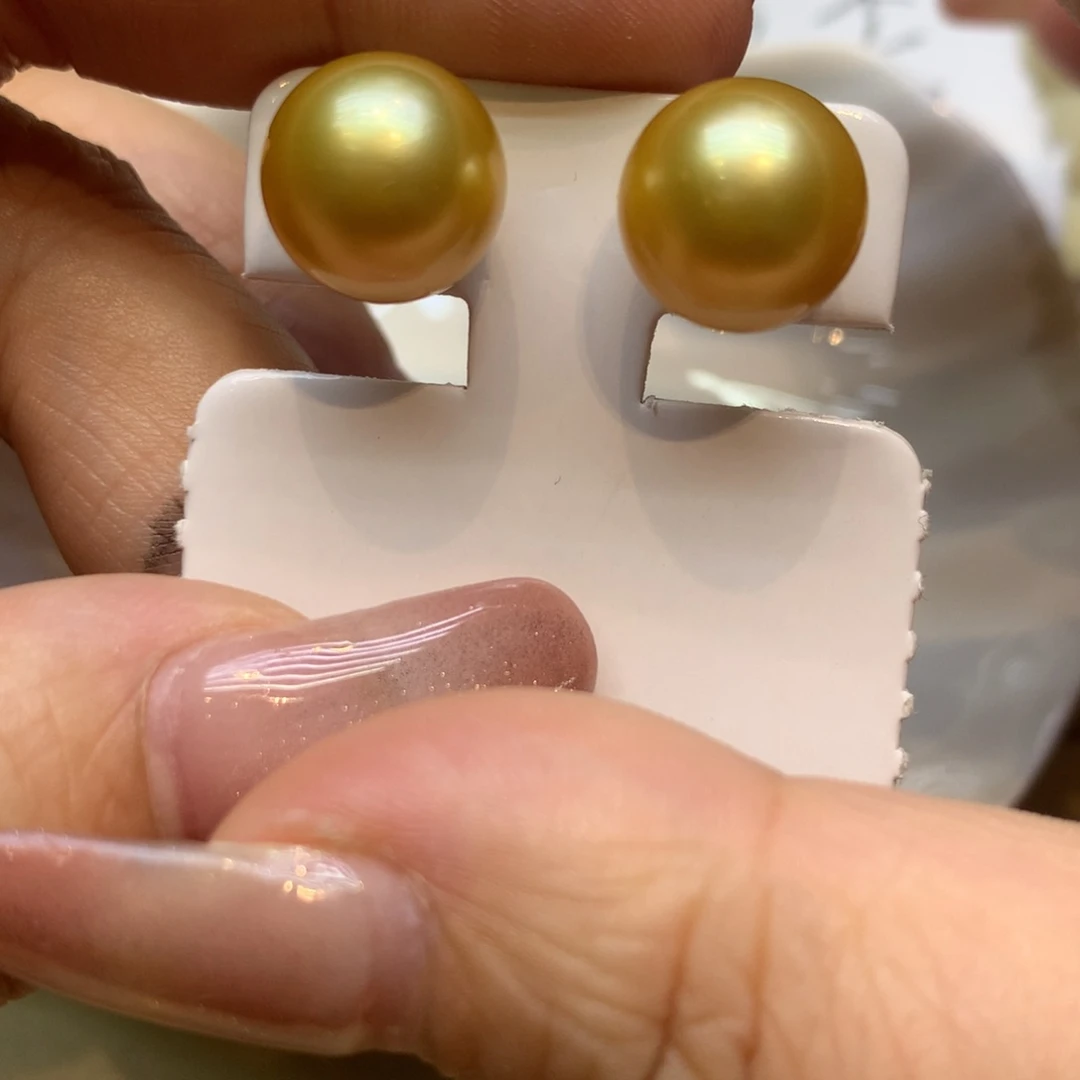 18K金镶嵌耳饰海水珍珠