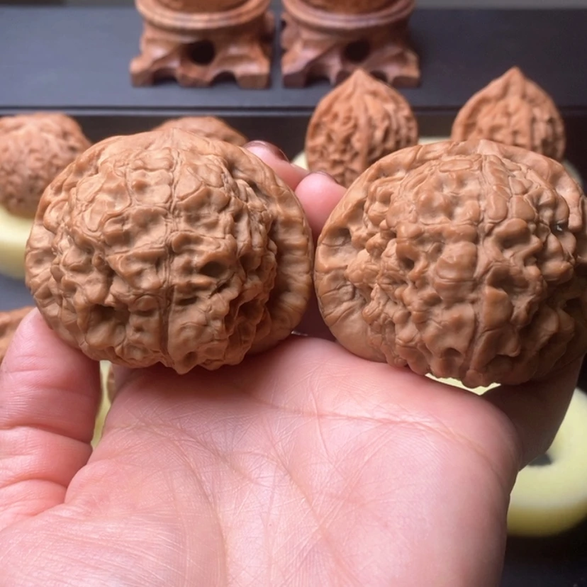 【闪购商品】吊坠文玩核桃龙鼎文玩核桃一对