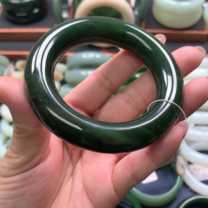 【闪购商品】未镶嵌手镯和田玉（碧玉）33