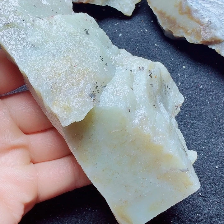 和田玉（糖玉）未镶嵌珠宝半成品