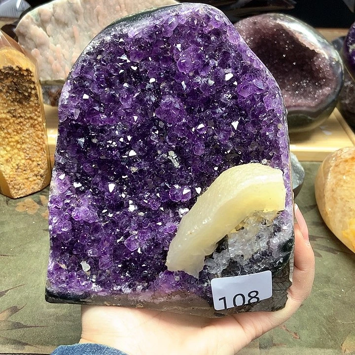 紫晶大型摆件（非配饰）未镶嵌